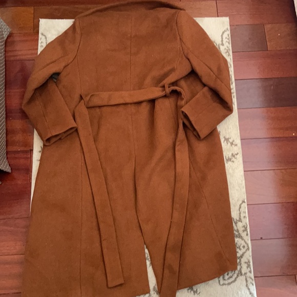 Brown trench coat - Picture 2 of 2